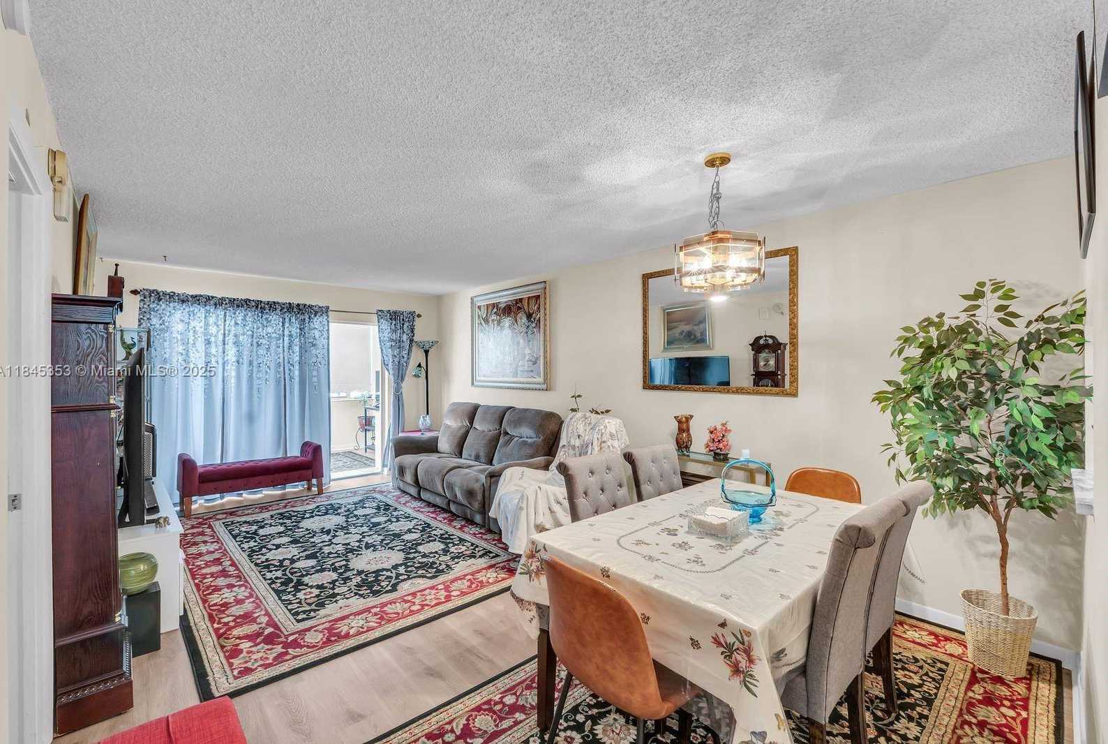 Small Image of 3080 HOLIDAY SPRINGS BLVD #207, Margate Number 3