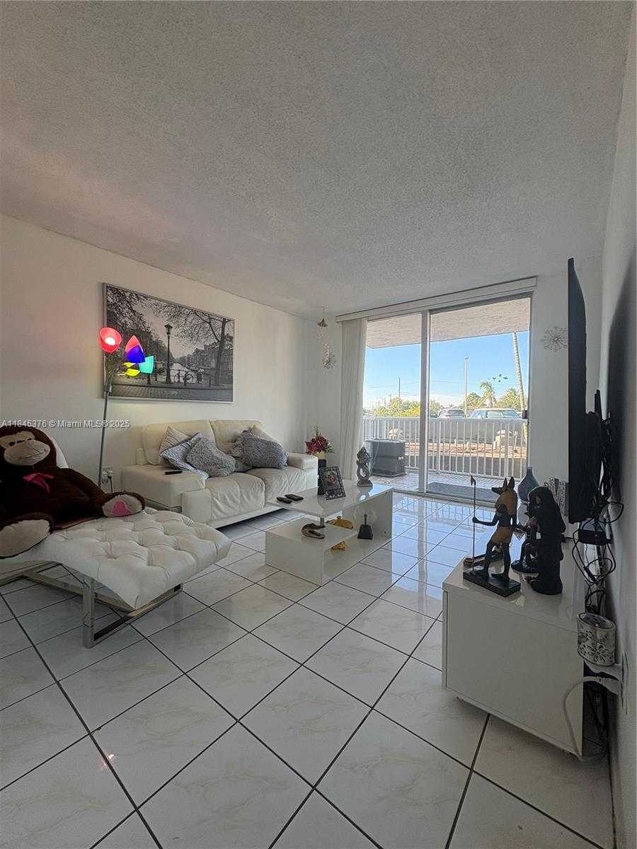 Small Image of 1800 NORTH WEST 24TH AVE #205, Miami Number 13
