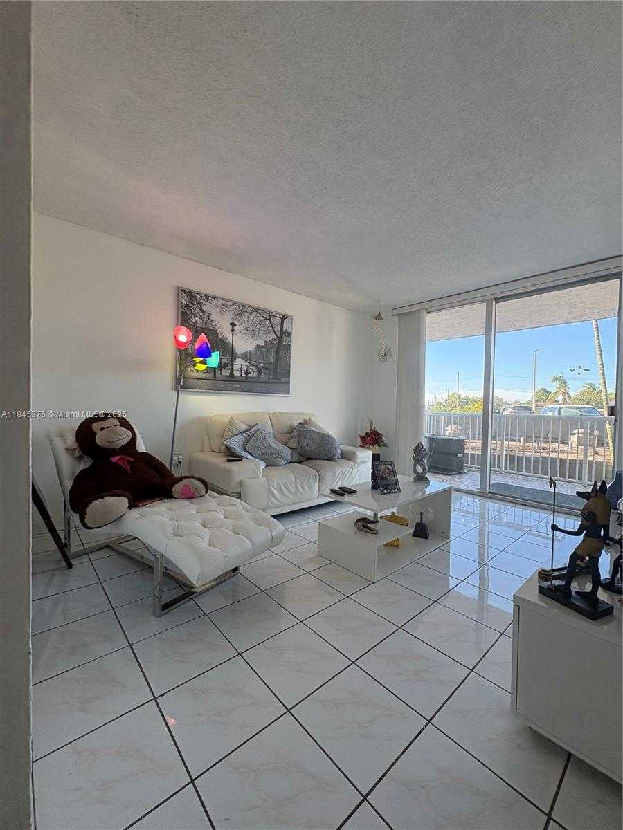 Small Image of 1800 NORTH WEST 24TH AVE #205, Miami Number 19