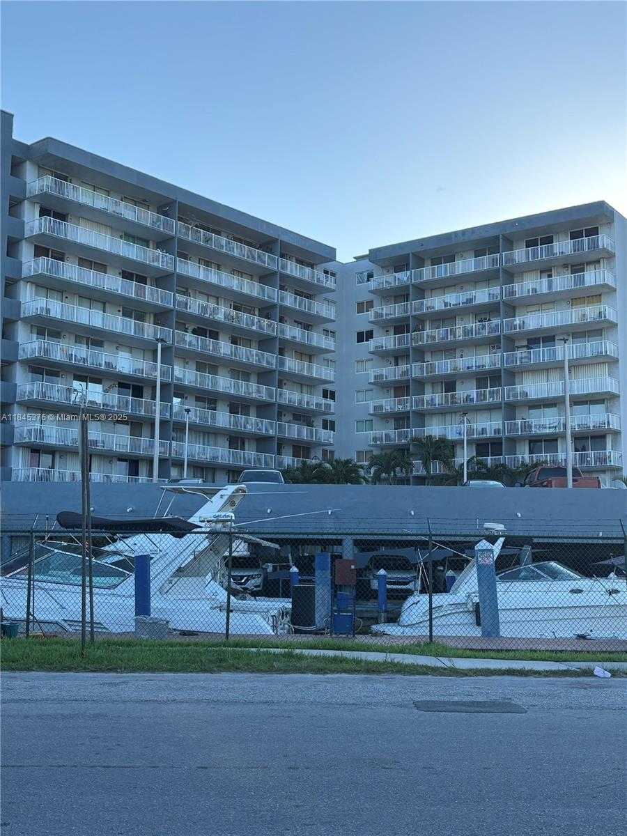 Small Image of 1800 NORTH WEST 24TH AVE #205, Miami Number 3