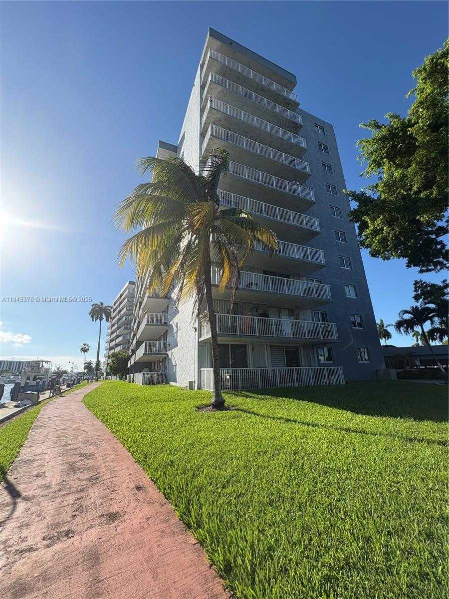 Small Image of 1800 NORTH WEST 24TH AVE #205, Miami Number 31
