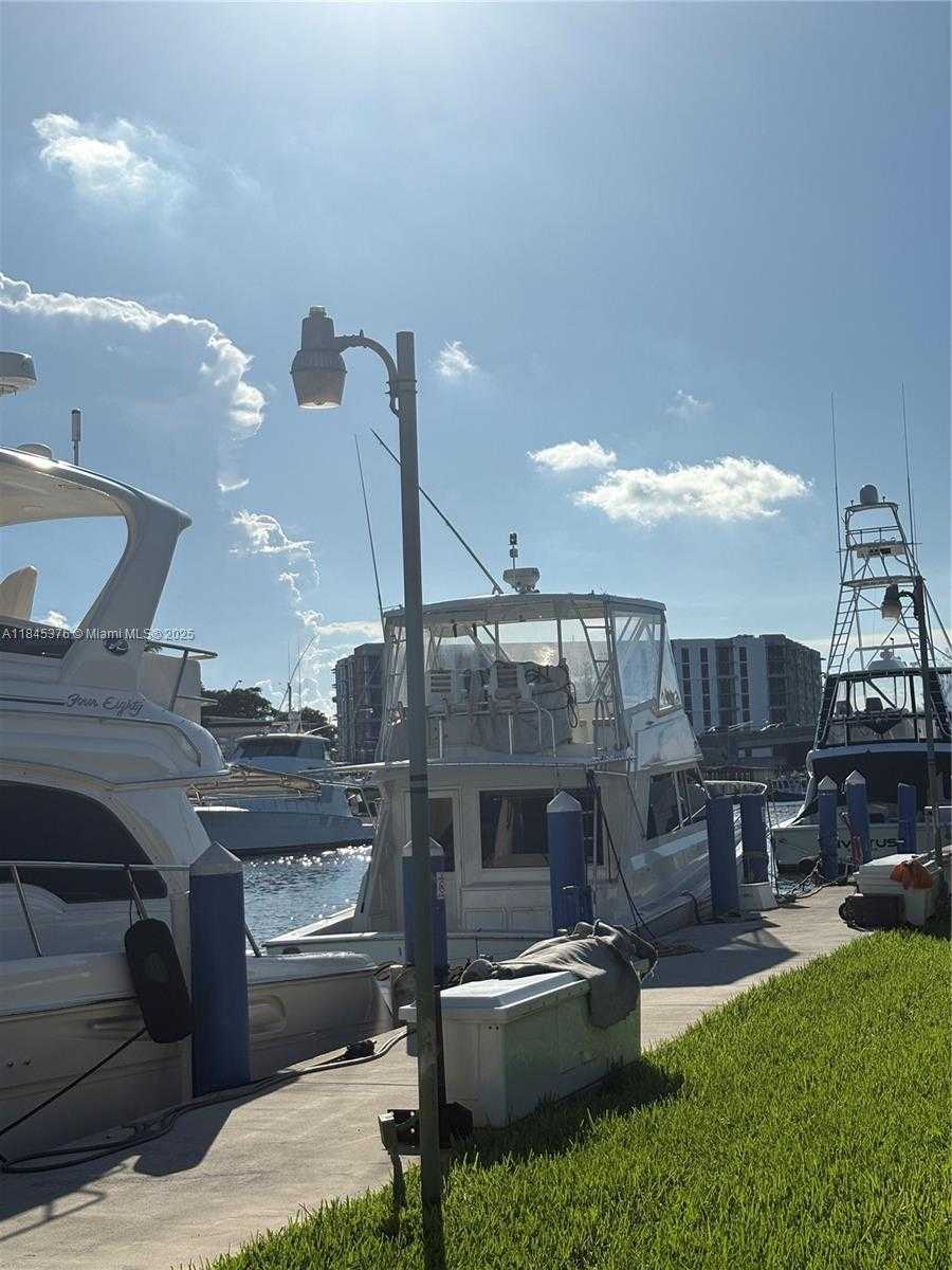 Small Image of 1800 NORTH WEST 24TH AVE #205, Miami Number 33