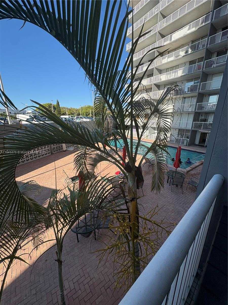 Small Image of 1800 NORTH WEST 24TH AVE #205, Miami Number 40