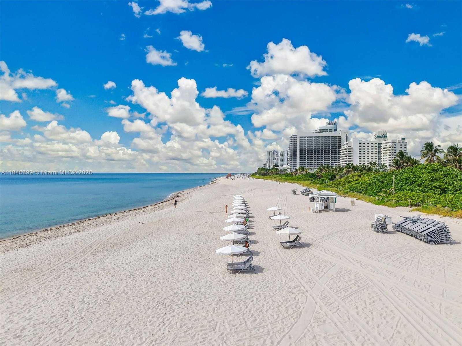 Small Image of 4775 COLLINS AVE #1704, Miami Beach Number 46