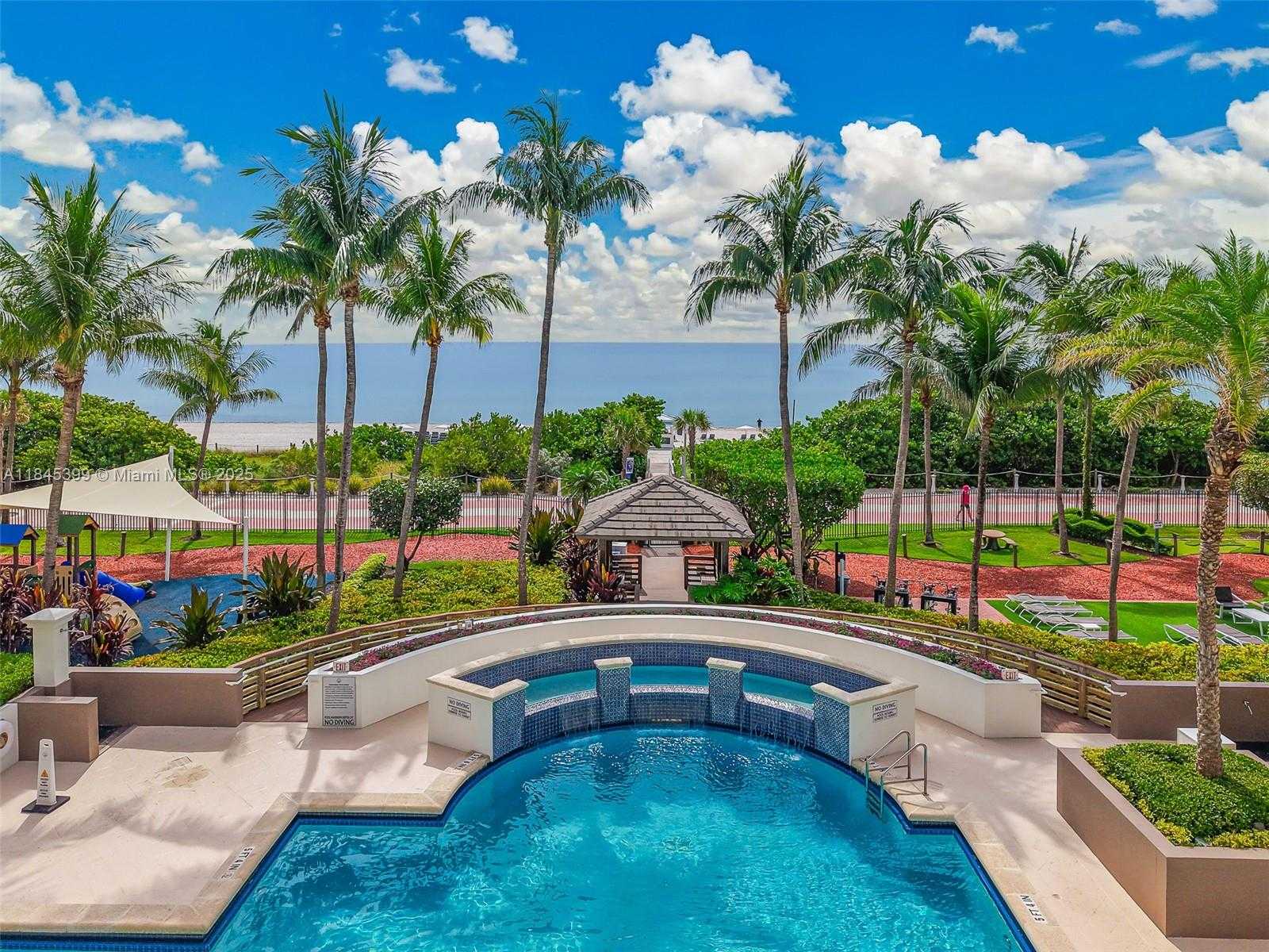 Small Image of 4775 COLLINS AVE #1704, Miami Beach Number 51