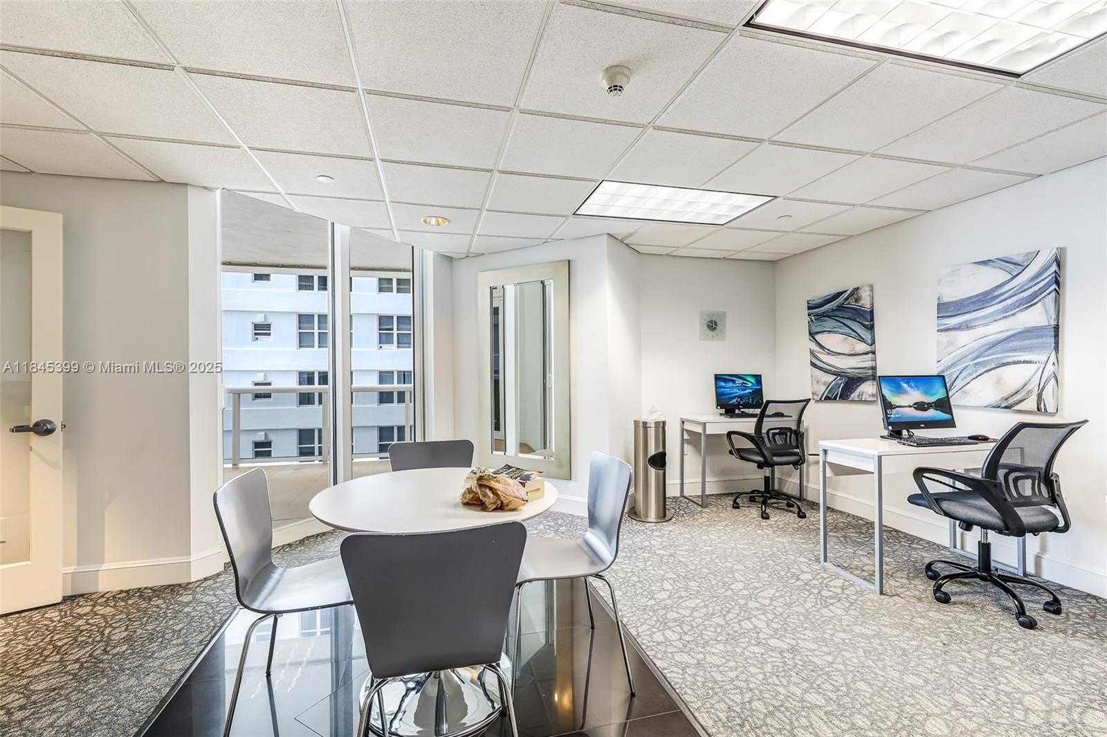 Small Image of 4775 COLLINS AVE #1704, Miami Beach Number 63