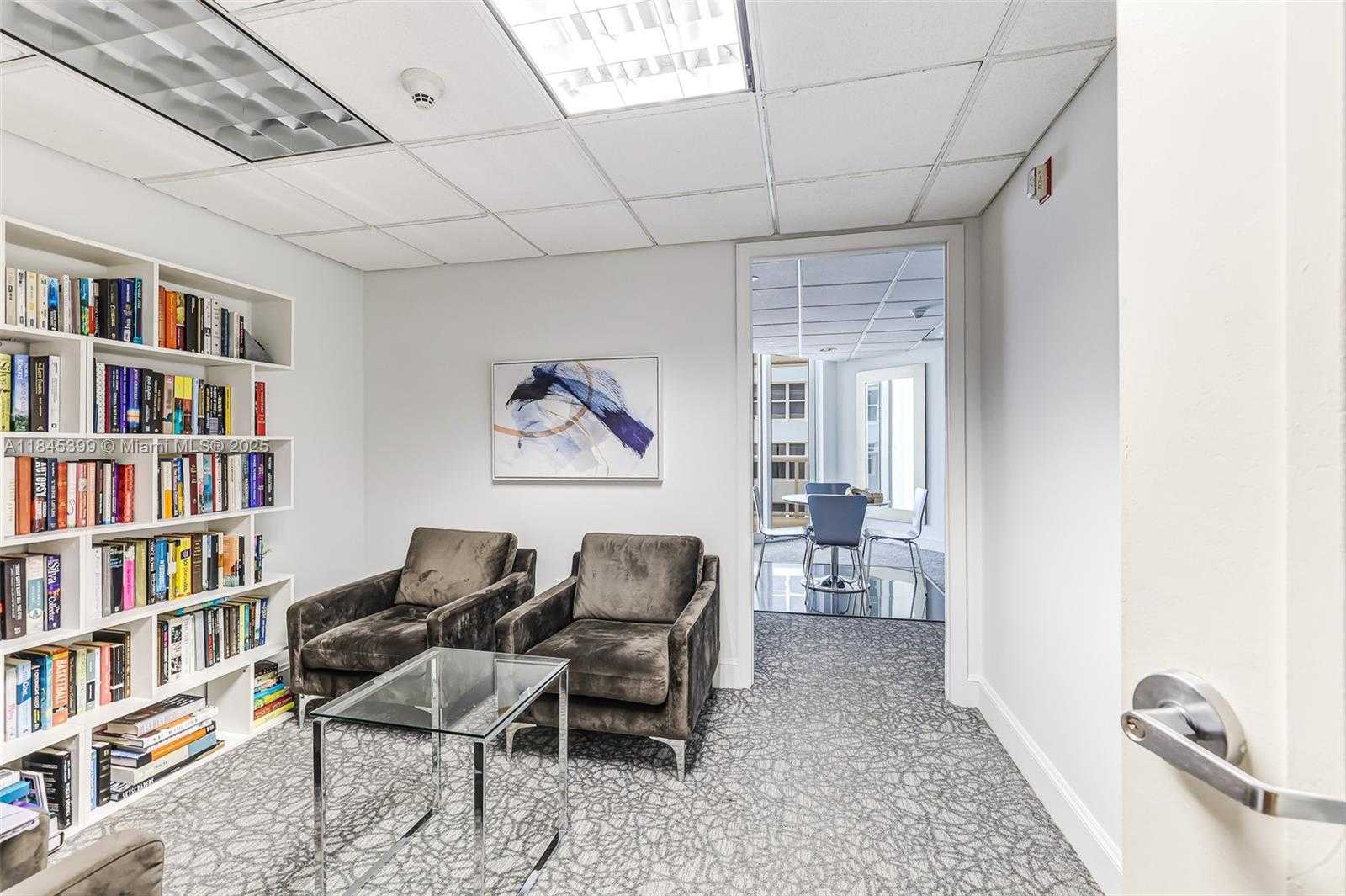 Small Image of 4775 COLLINS AVE #1704, Miami Beach Number 65