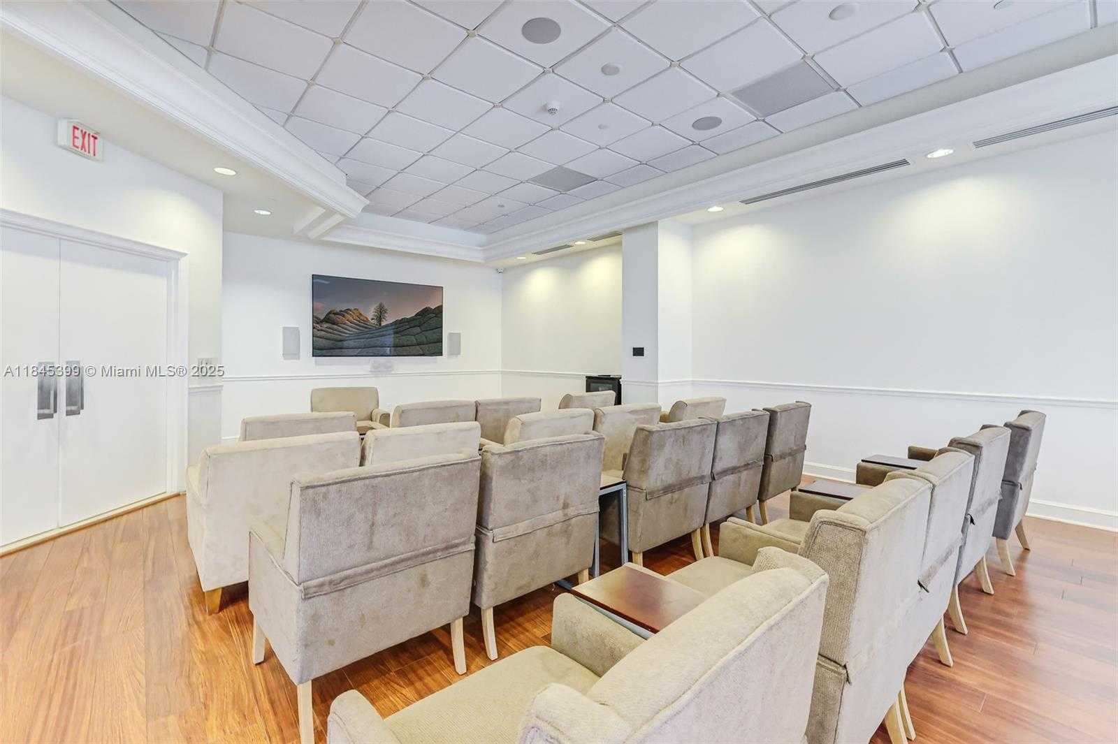 Small Image of 4775 COLLINS AVE #1704, Miami Beach Number 66