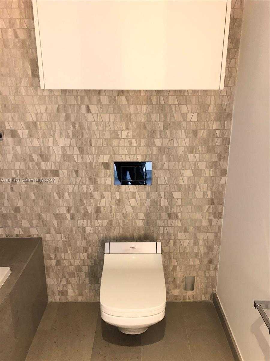 Small Image of 88 SOUTH WEST 7TH ST #2305, Miami Number 21