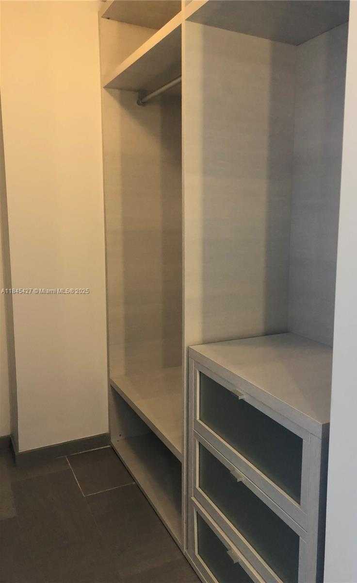 Small Image of 88 SOUTH WEST 7TH ST #2305, Miami Number 22