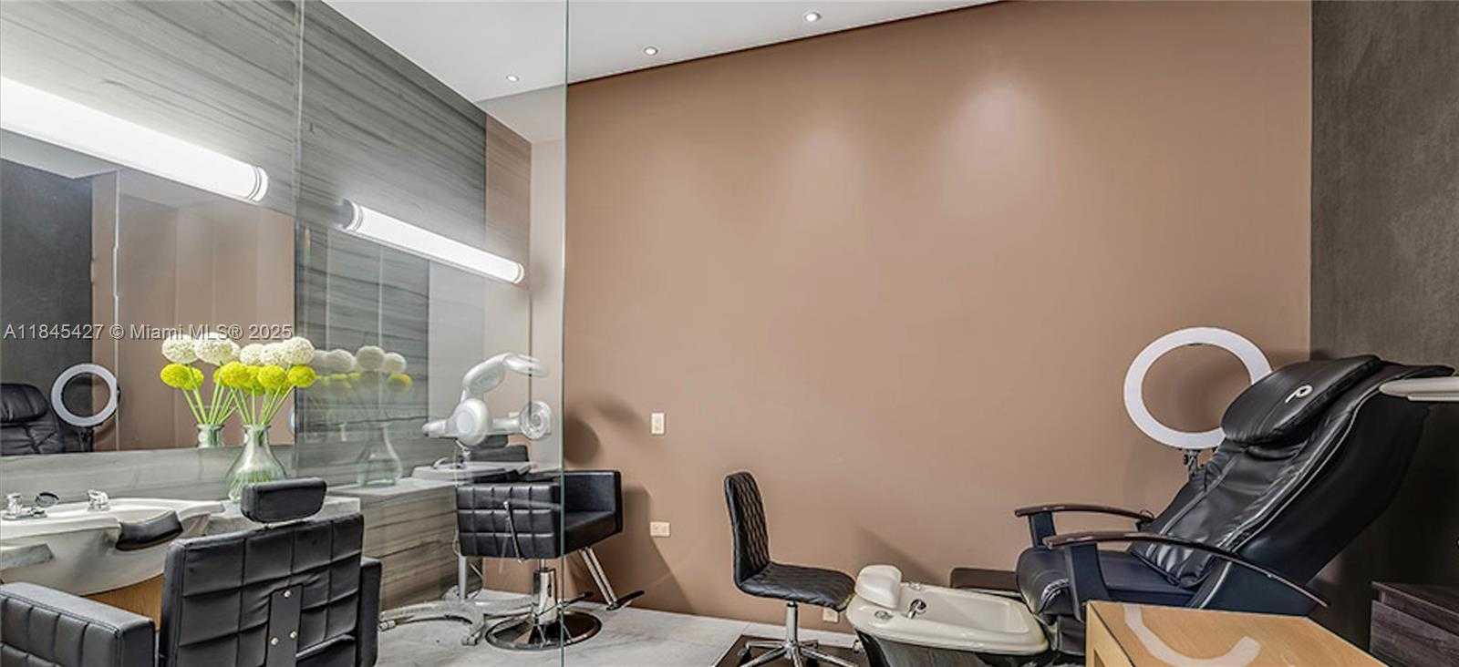 Small Image of 88 SOUTH WEST 7TH ST #2305, Miami Number 47