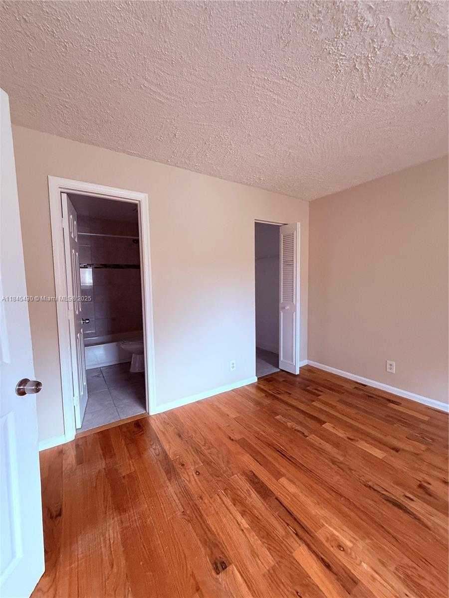 Small Image of 109 SAN REMO BLVD, North Lauderdale Number 18