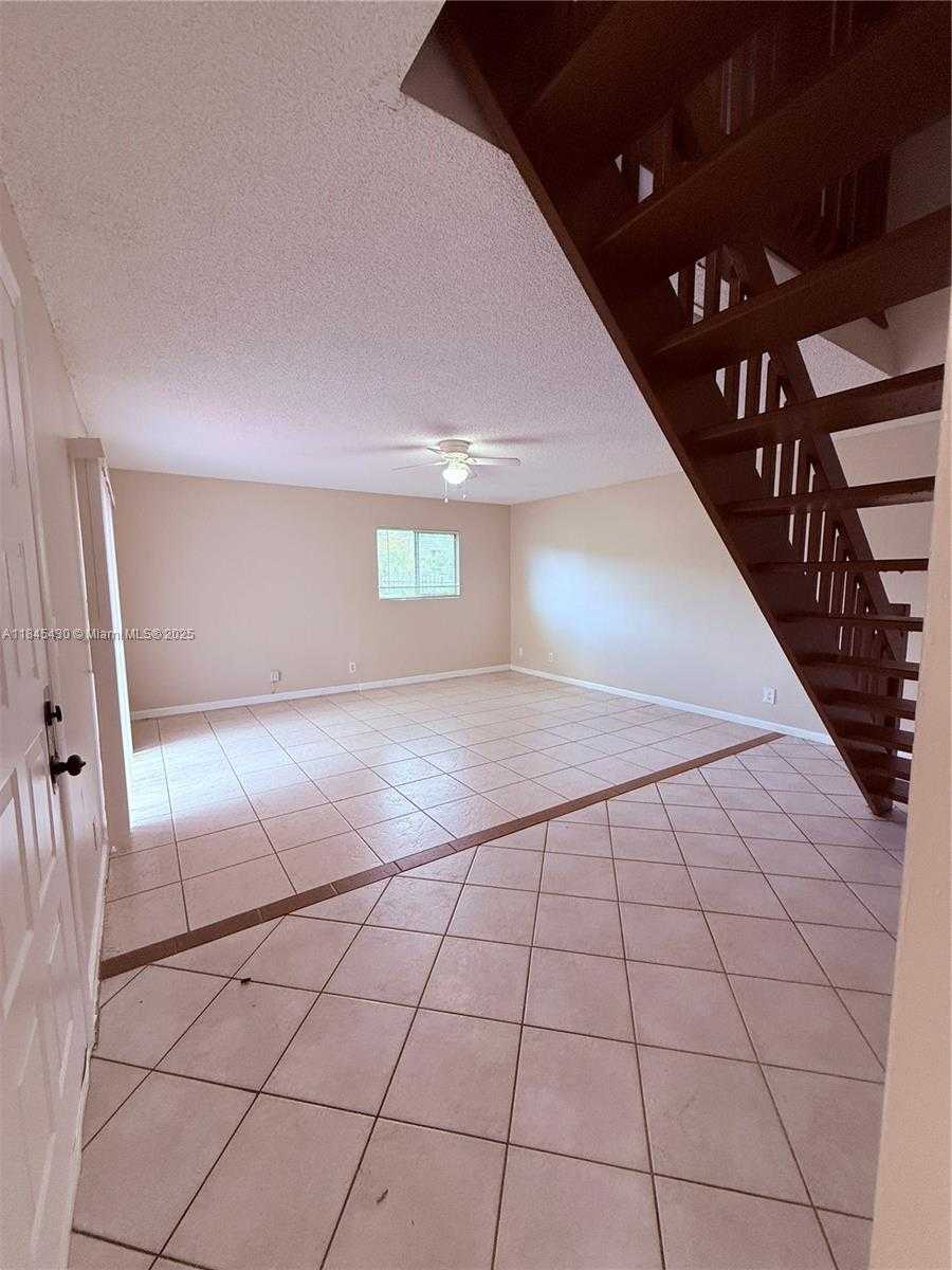 Small Image of 109 SAN REMO BLVD, North Lauderdale Number 6