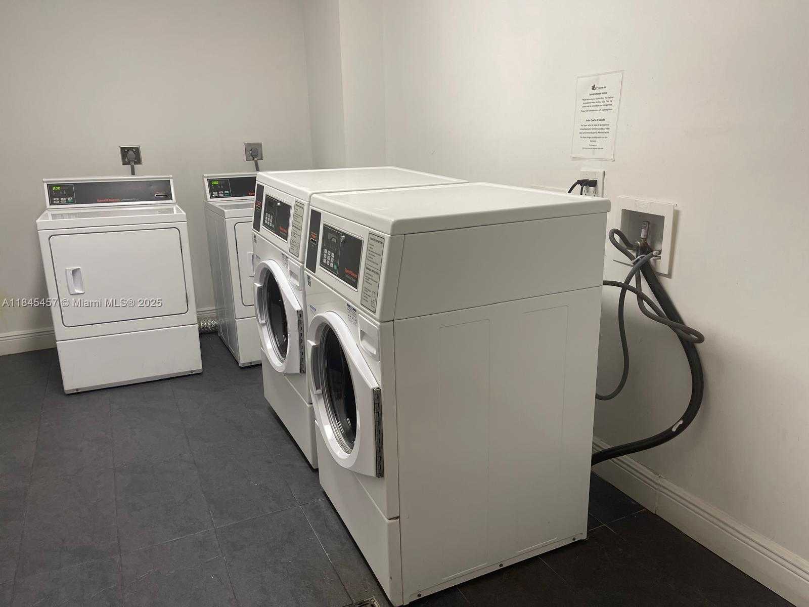 Small Image of 3901 SOUTH OCEAN DR #3U, Hollywood Number 10