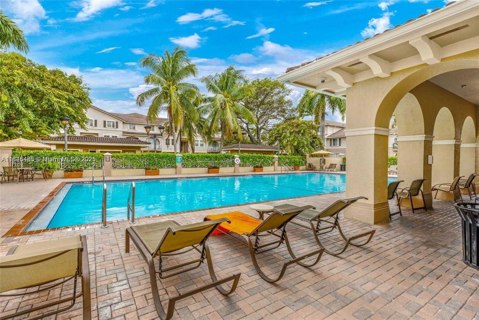 Small Image of 8912 WEST FLAGLER ST #108, Miami Number 35
