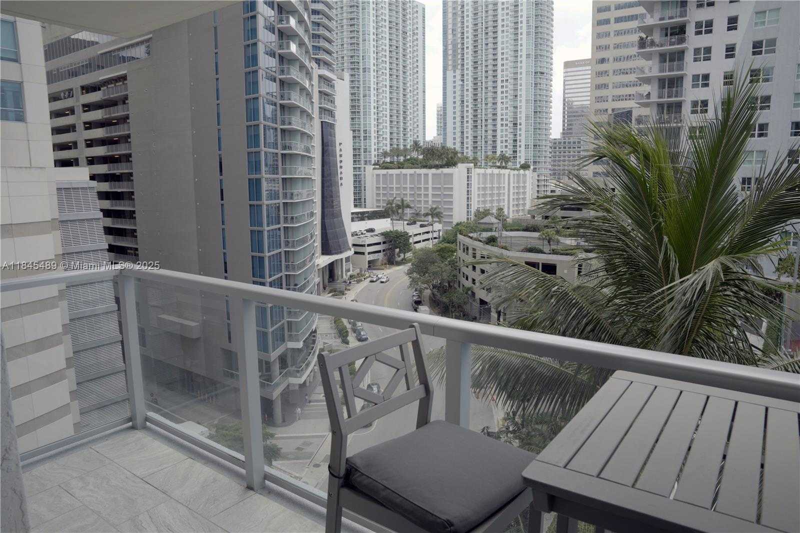 Small Image of 1155 BRICKELL BAY DR #902, Miami Number 7