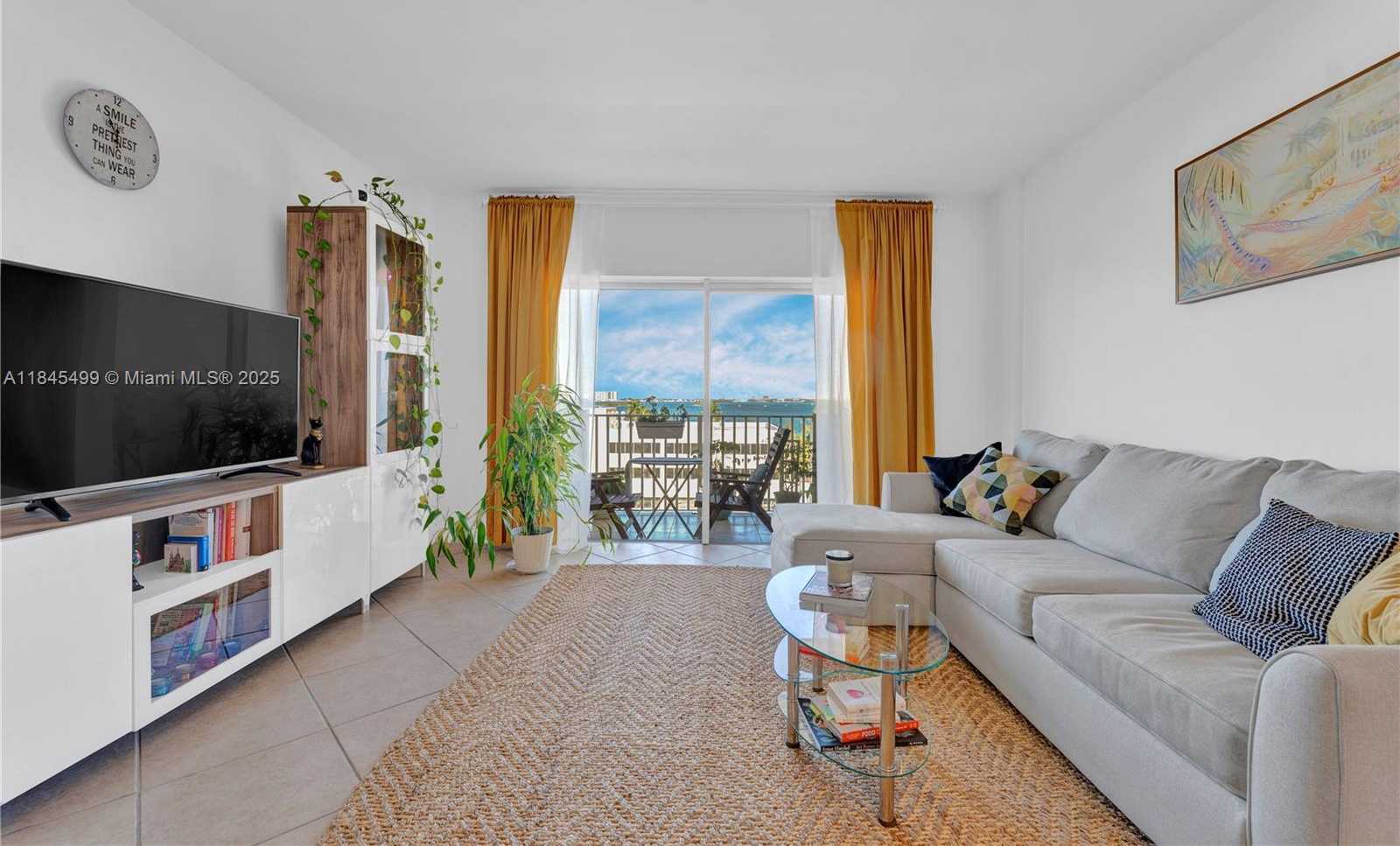 Small Image of 1455 NORTH TREASURE DR #PH-G, North Bay Village Number 12