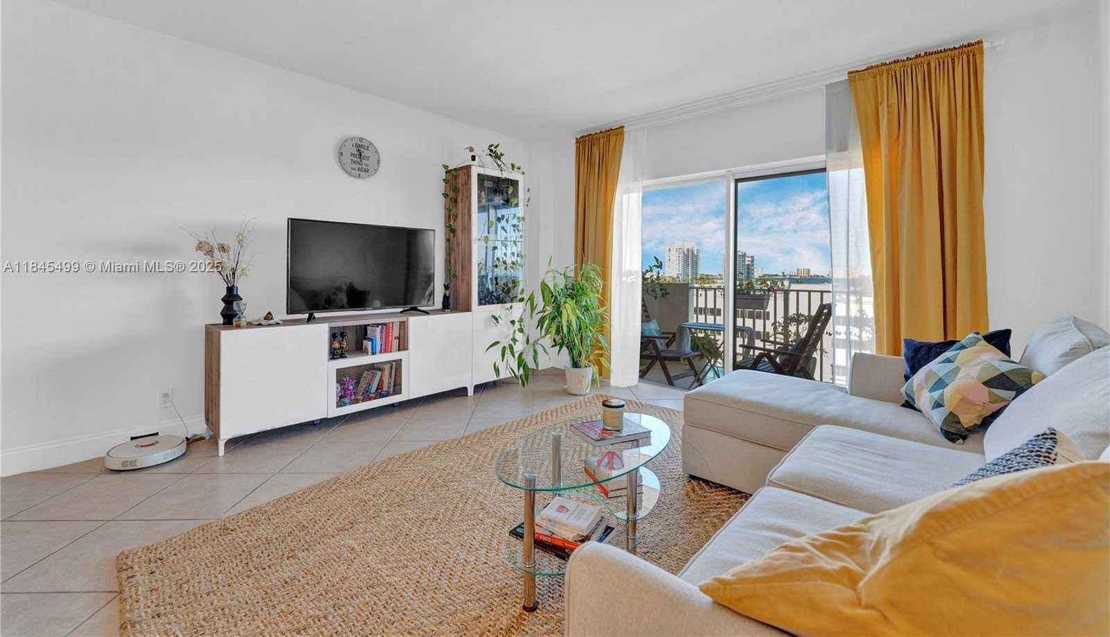Small Image of 1455 NORTH TREASURE DR #PH-G, North Bay Village Number 13