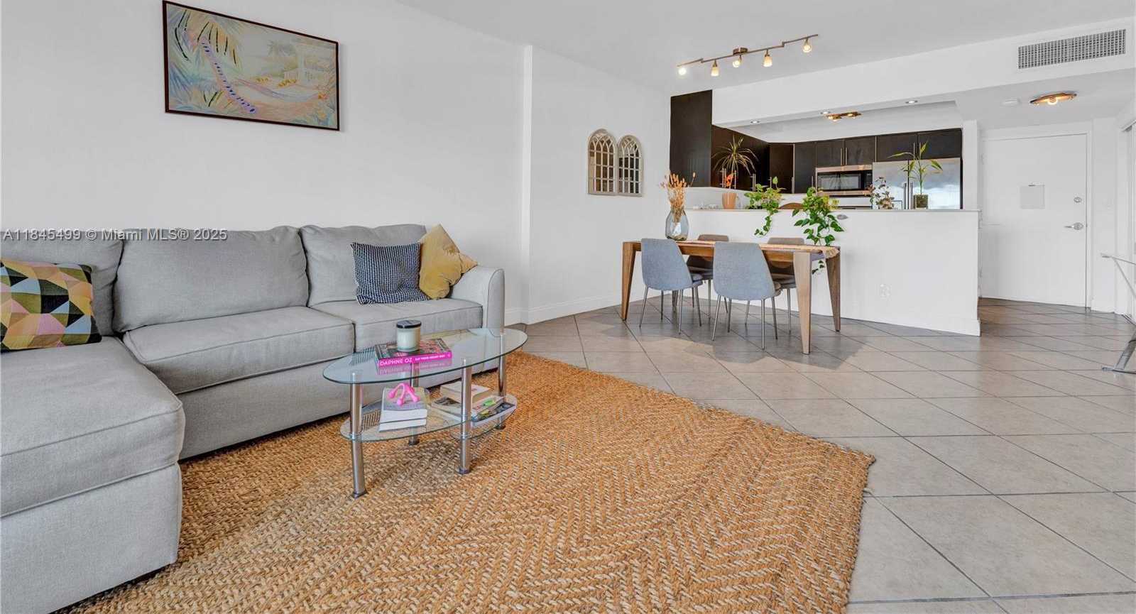 Small Image of 1455 NORTH TREASURE DR #PH-G, North Bay Village Number 14