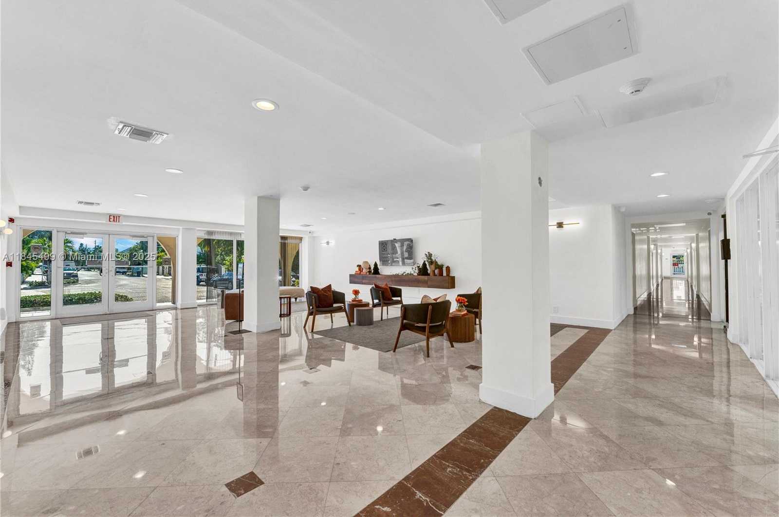 Small Image of 1455 NORTH TREASURE DR #PH-G, North Bay Village Number 2