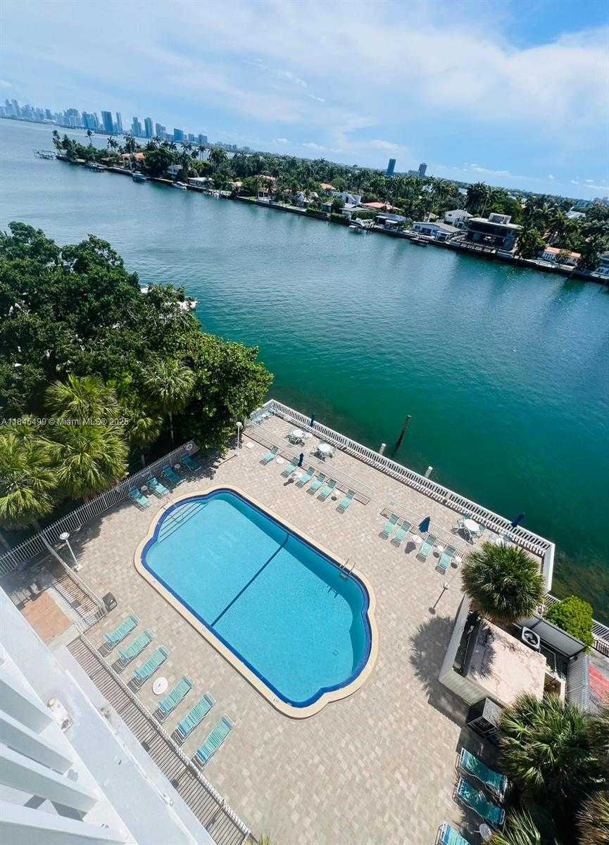 Small Image of 1455 NORTH TREASURE DR #PH-G, North Bay Village Number 22