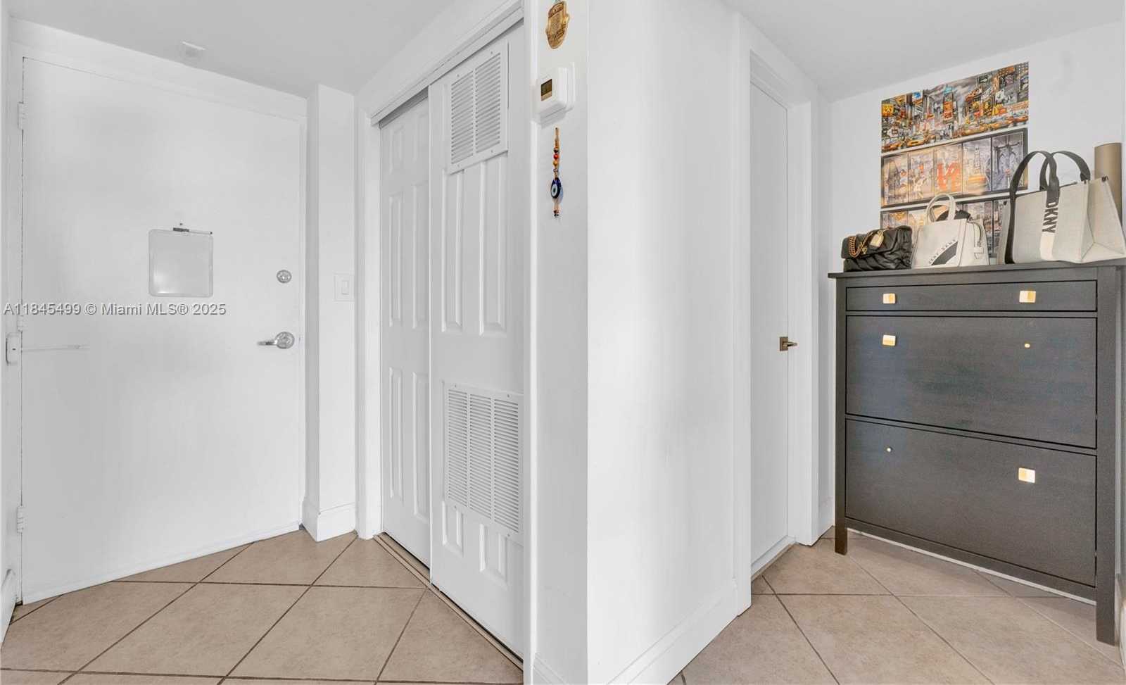 Small Image of 1455 NORTH TREASURE DR #PH-G, North Bay Village Number 7