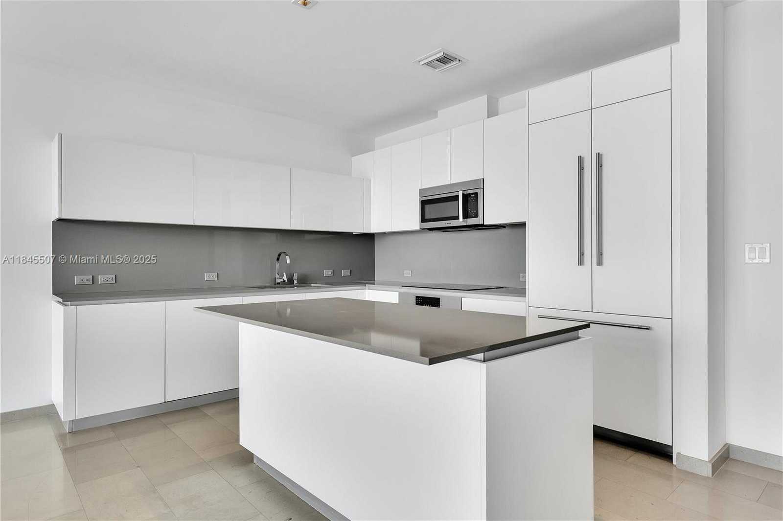 Small Image of 68 SOUTH EAST 6TH ST #4110, Miami Number 12