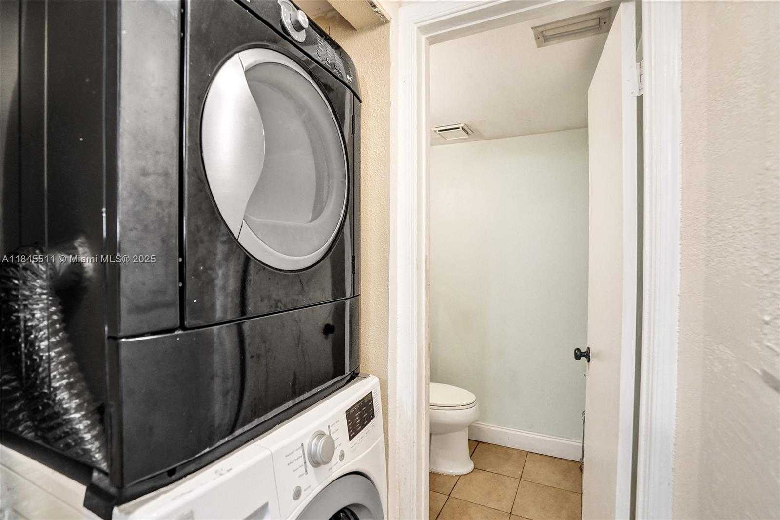 Small Image of 2560 NORTH WEST 99TH AVE, Coral Springs Number 14