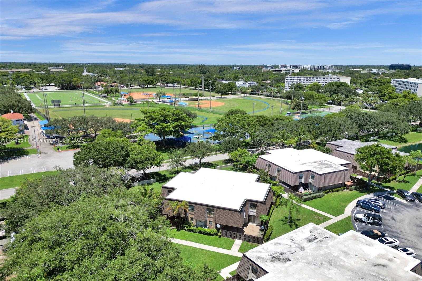 Small Image of 2560 NORTH WEST 99TH AVE, Coral Springs Number 41