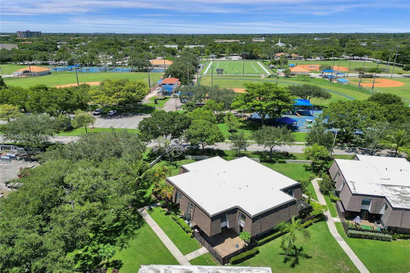 Small Image of 2560 NORTH WEST 99TH AVE, Coral Springs Number 42