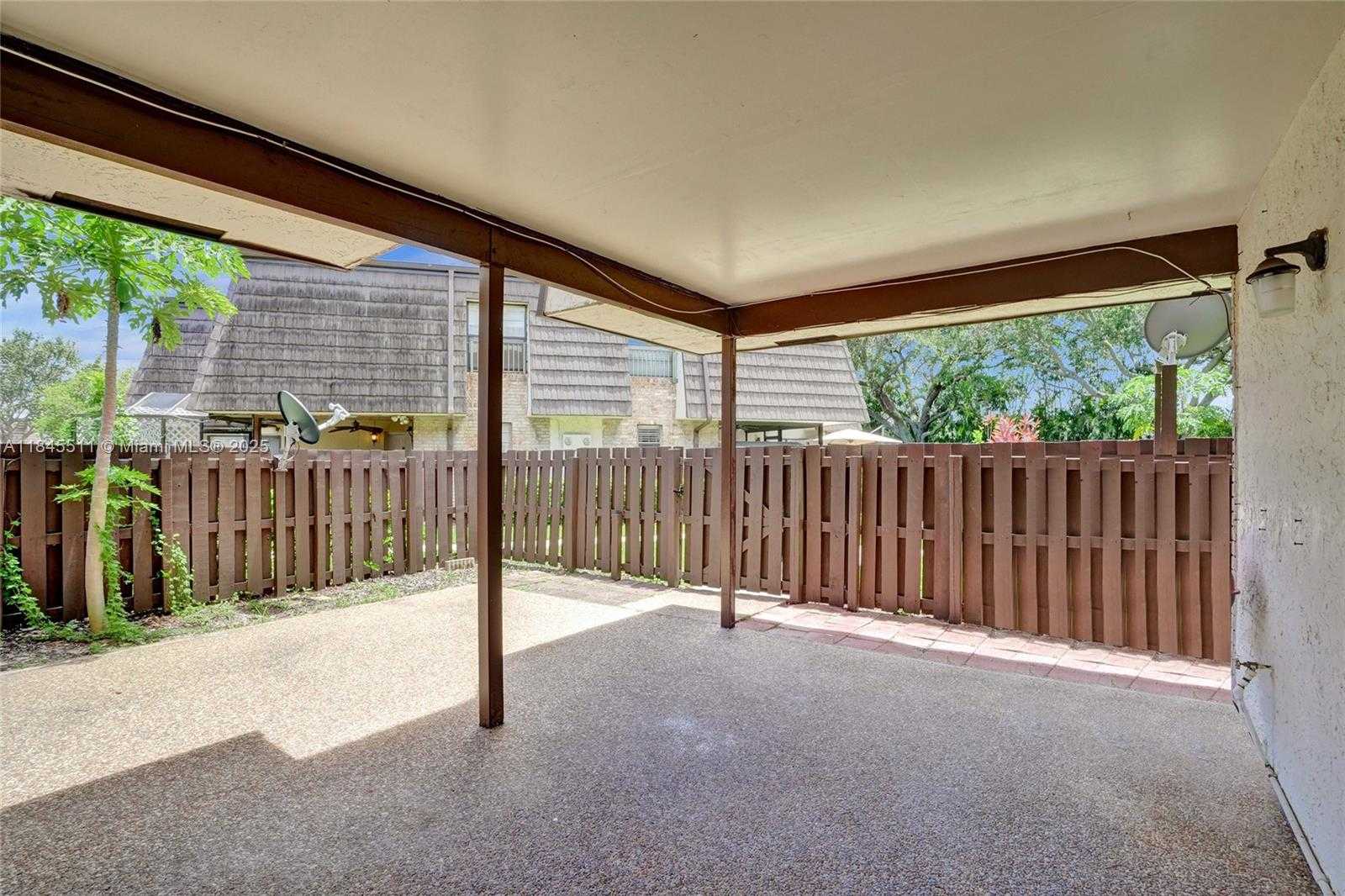 Small Image of 2560 NORTH WEST 99TH AVE, Coral Springs Number 53