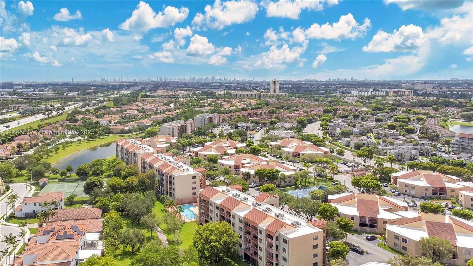Small Image of 10227 NORTH WEST 9TH ST CIR #304-3, Miami Number 26