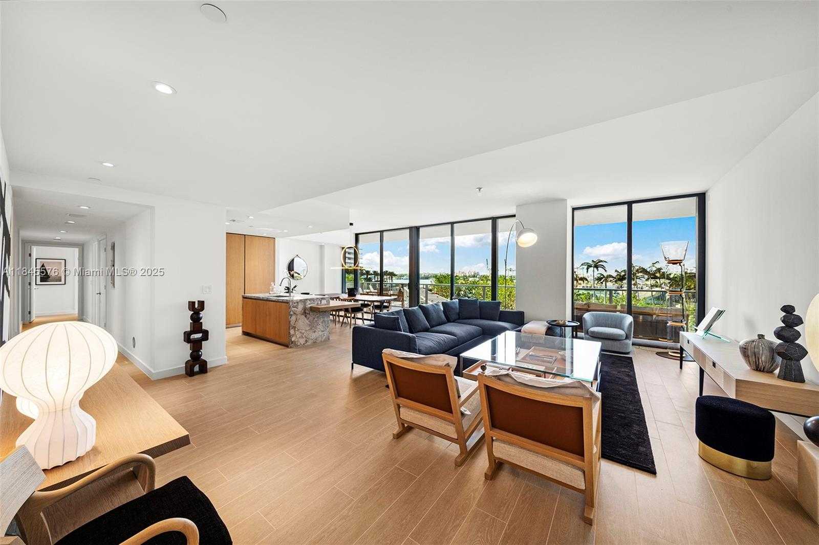 Small Image of 500 ALTON RD #803, Miami Beach Number 3