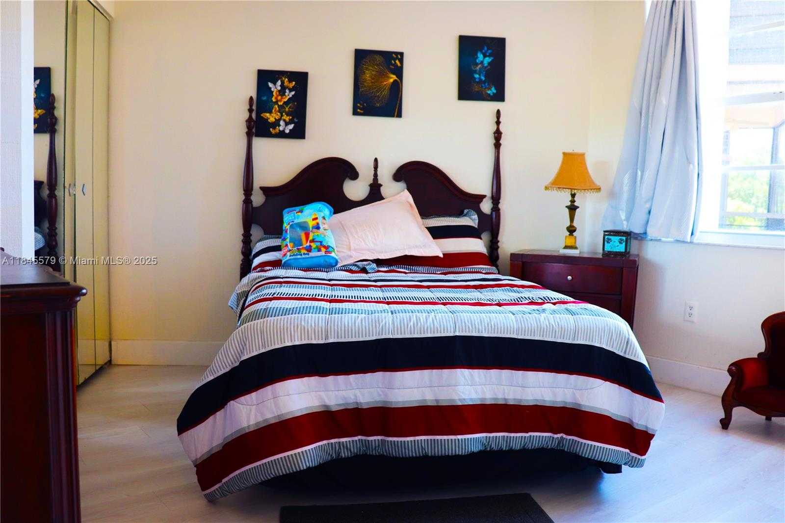 Small Image of 900 SAINT CHARLES PL #316, Pembroke Pines Number 35