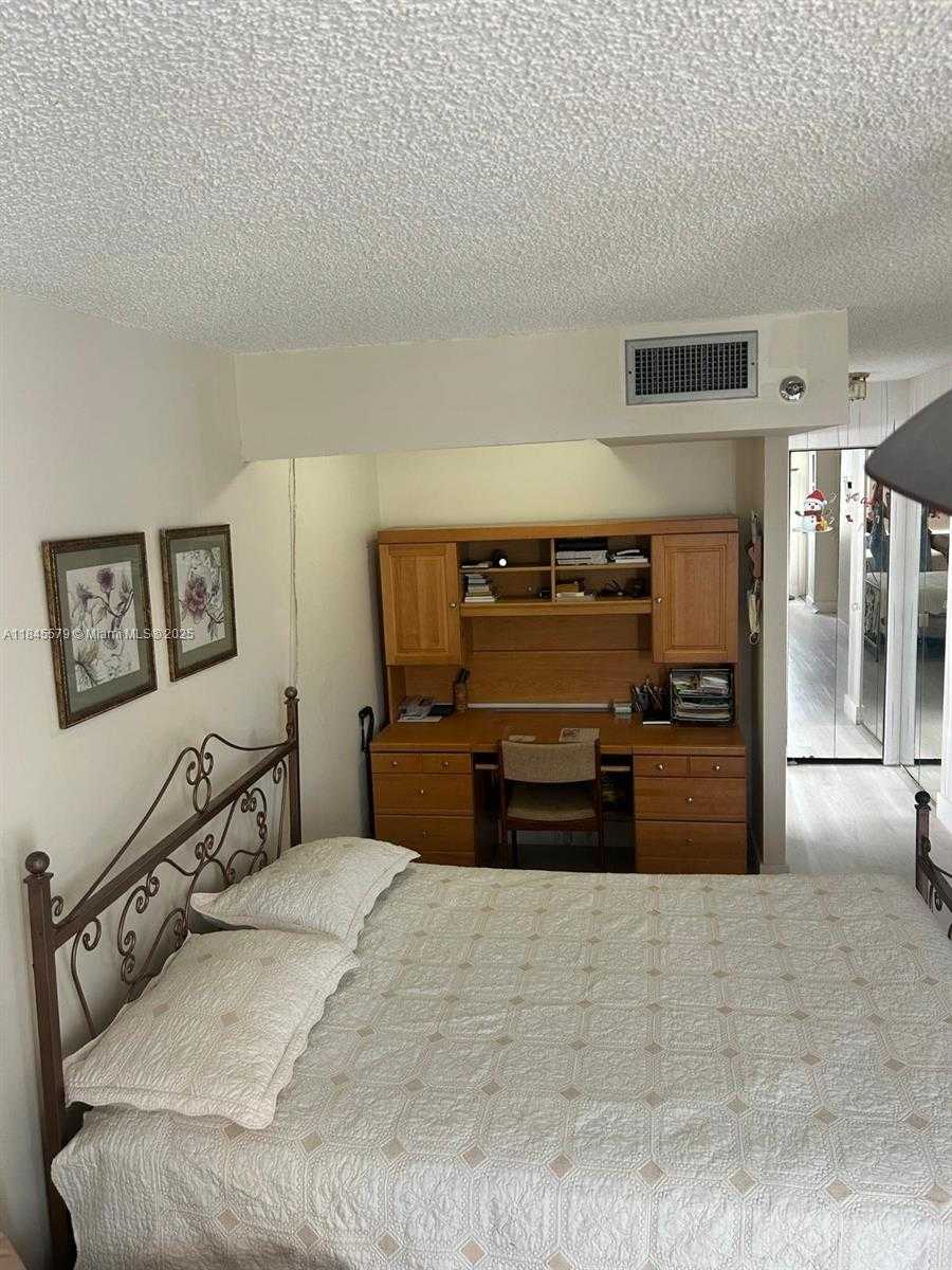 Small Image of 900 SAINT CHARLES PL #316, Pembroke Pines Number 51
