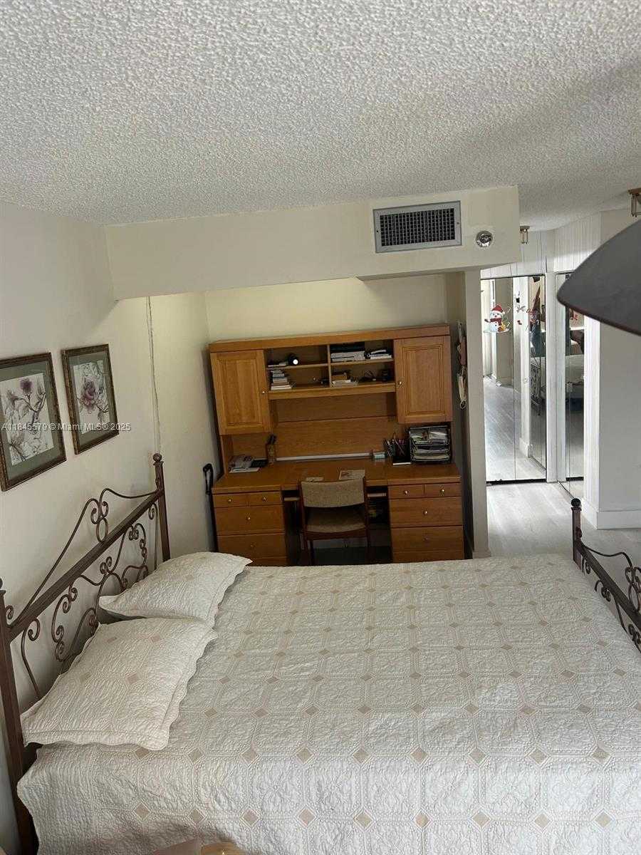 Small Image of 900 SAINT CHARLES PL #316, Pembroke Pines Number 52
