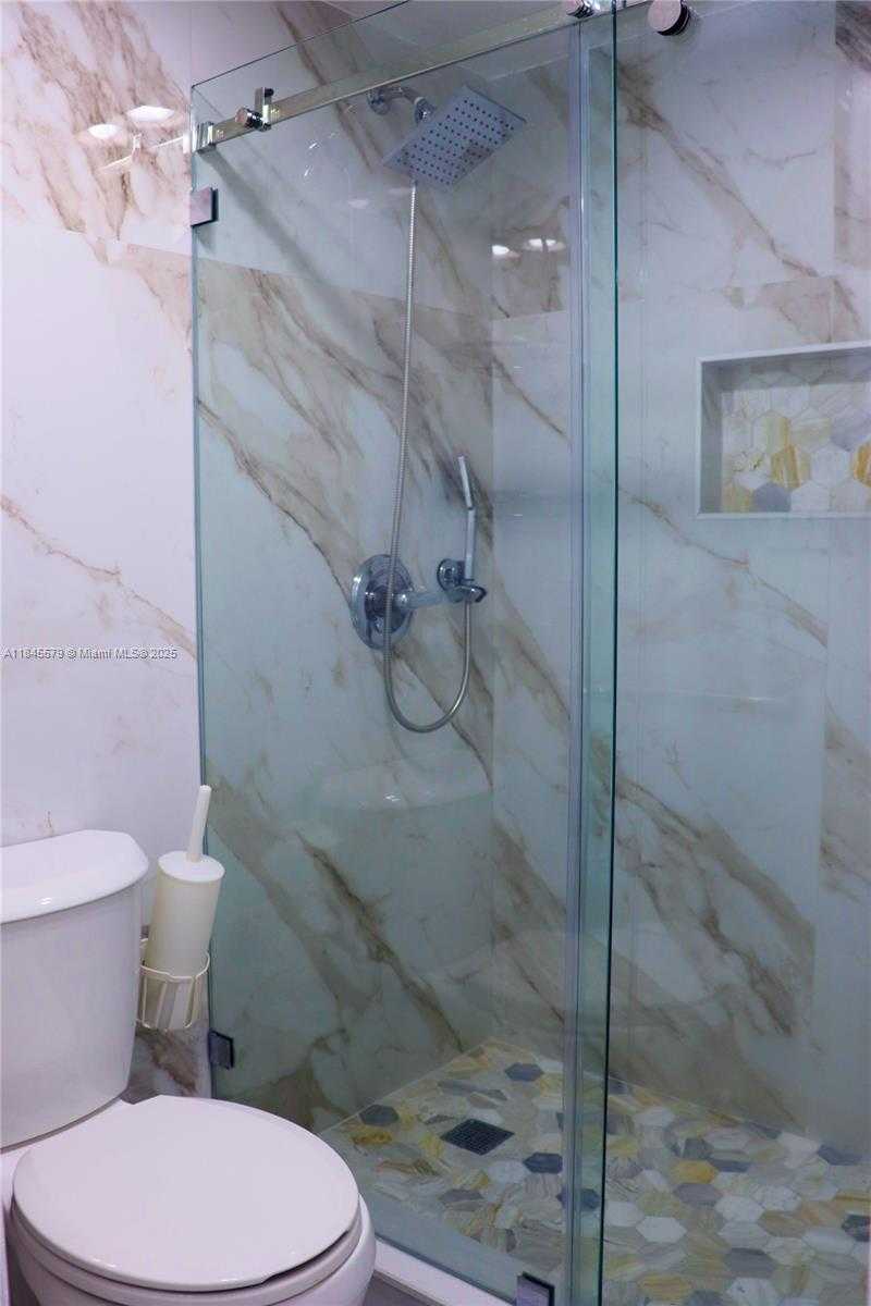 Small Image of 900 SAINT CHARLES PL #316, Pembroke Pines Number 61