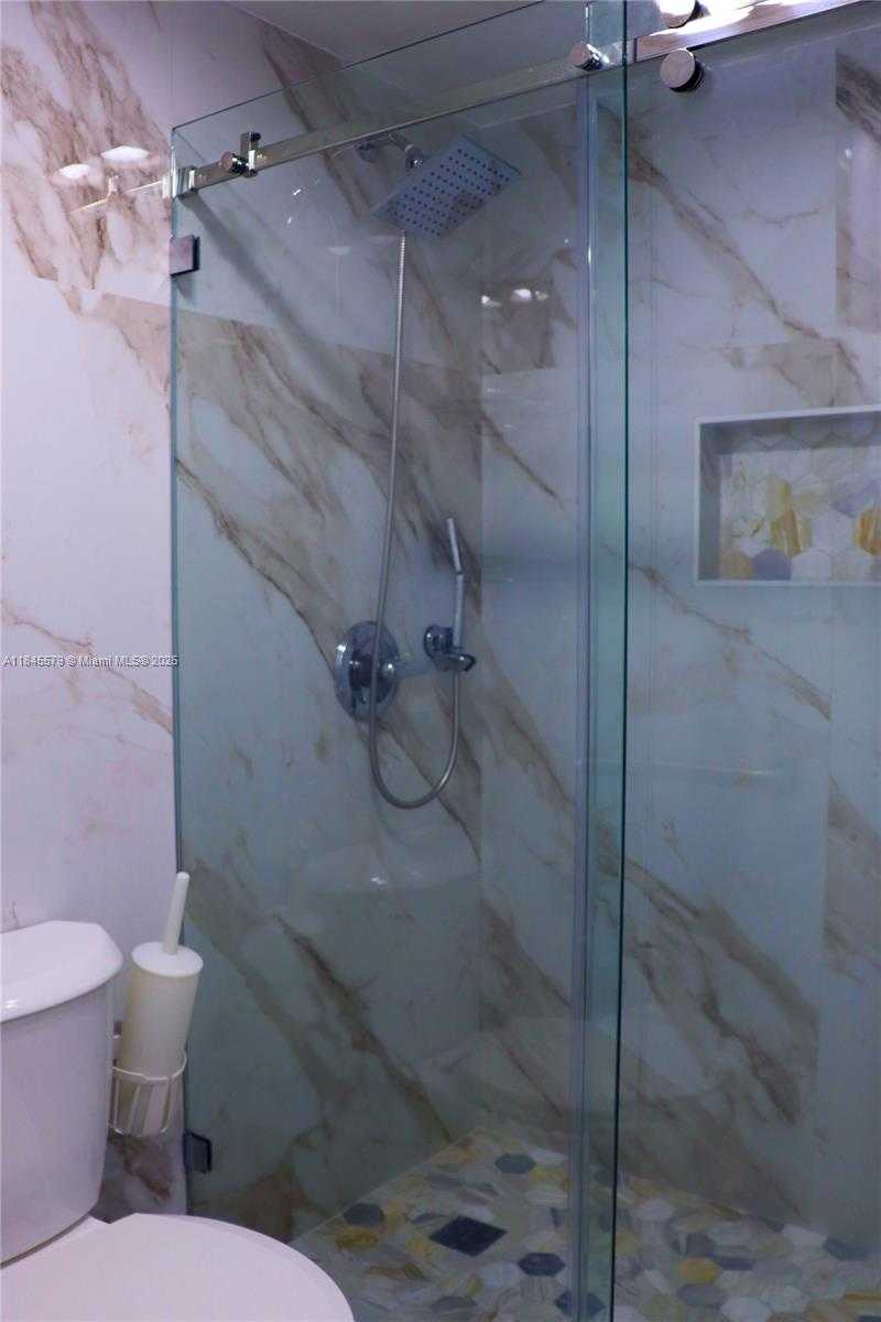 Small Image of 900 SAINT CHARLES PL #316, Pembroke Pines Number 62