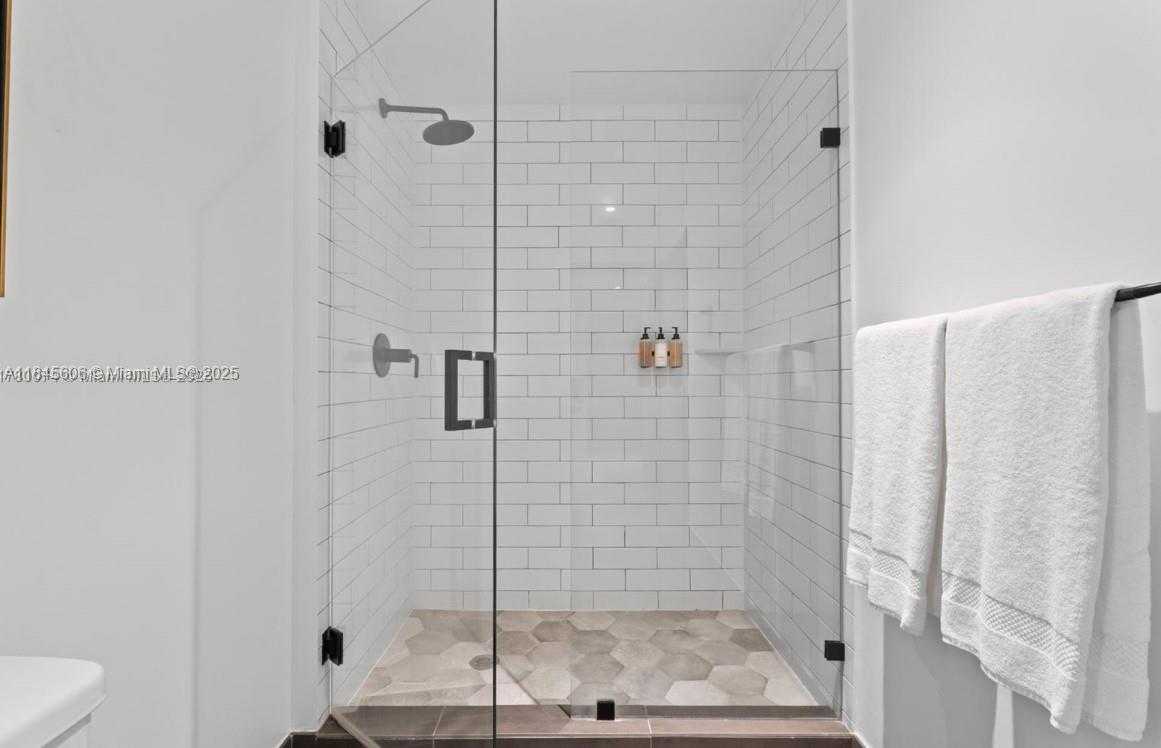 Small Image of 398 NORTH EAST 5TH STREET #1719, Miami Number 11