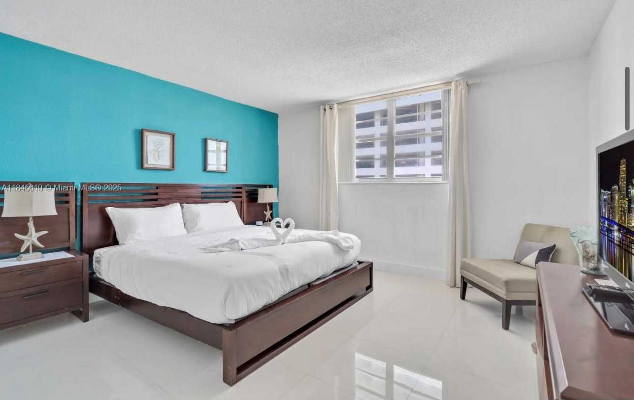 Small Image of 4001 SOUTH OCEAN DR #7B, Hollywood Number 13