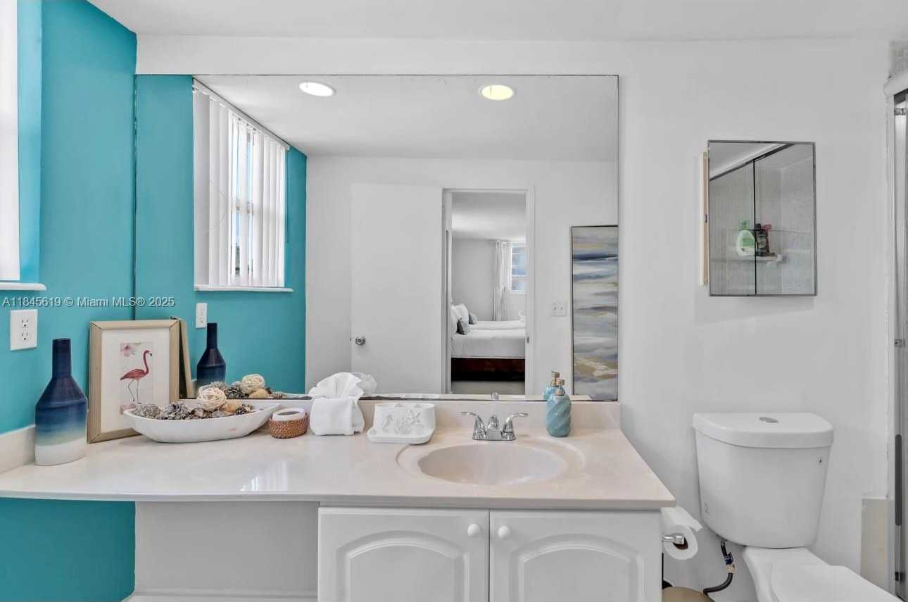 Small Image of 4001 SOUTH OCEAN DR #7B, Hollywood Number 18