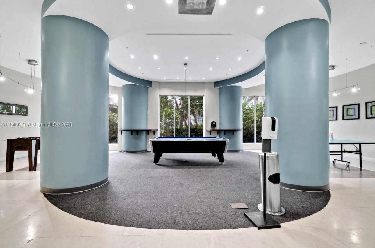 Small Image of 4001 SOUTH OCEAN DR #7B, Hollywood Number 36