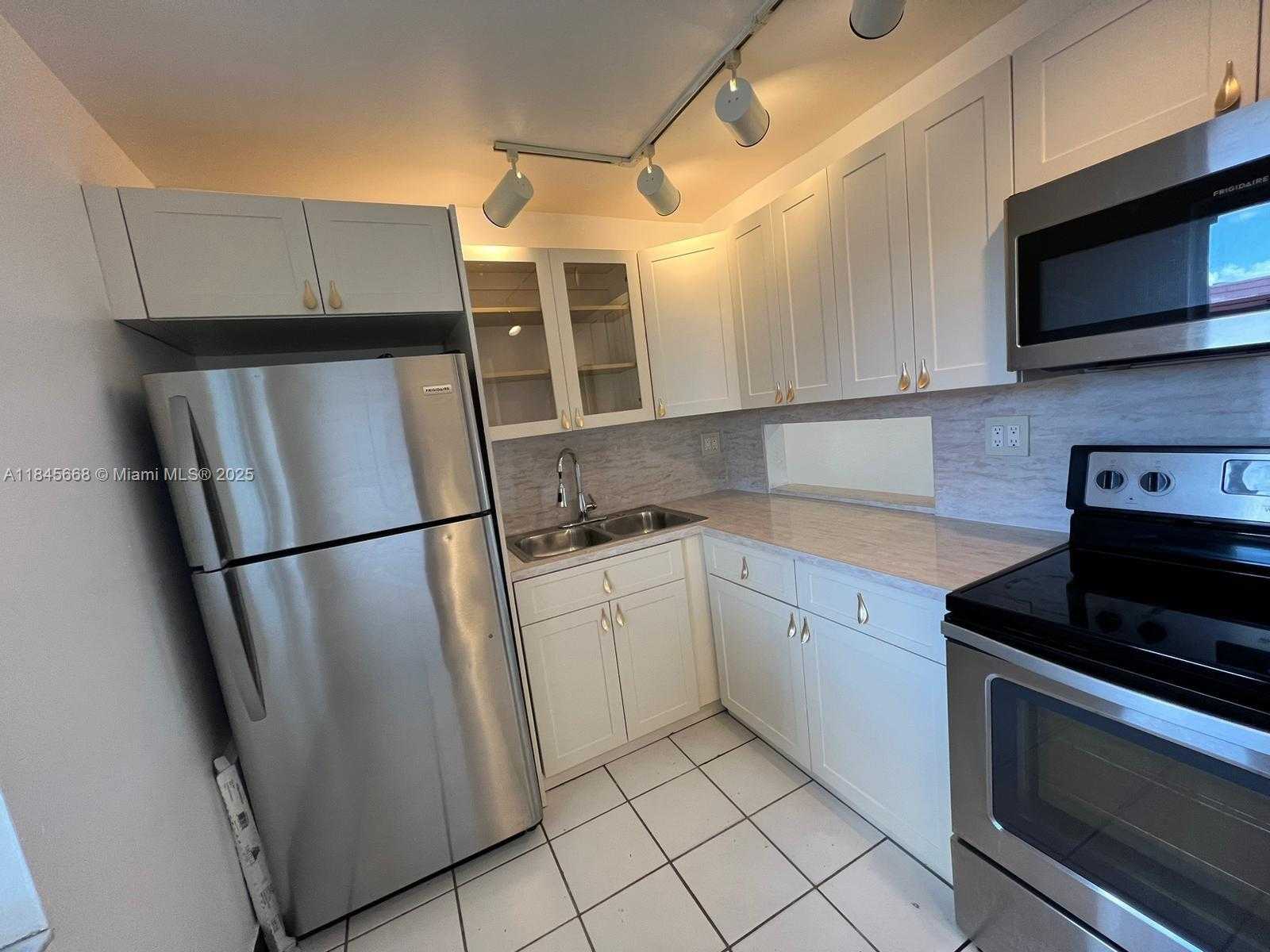 Small Image of 505 NORTH WEST 177TH ST #243, Miami Gardens Number 10