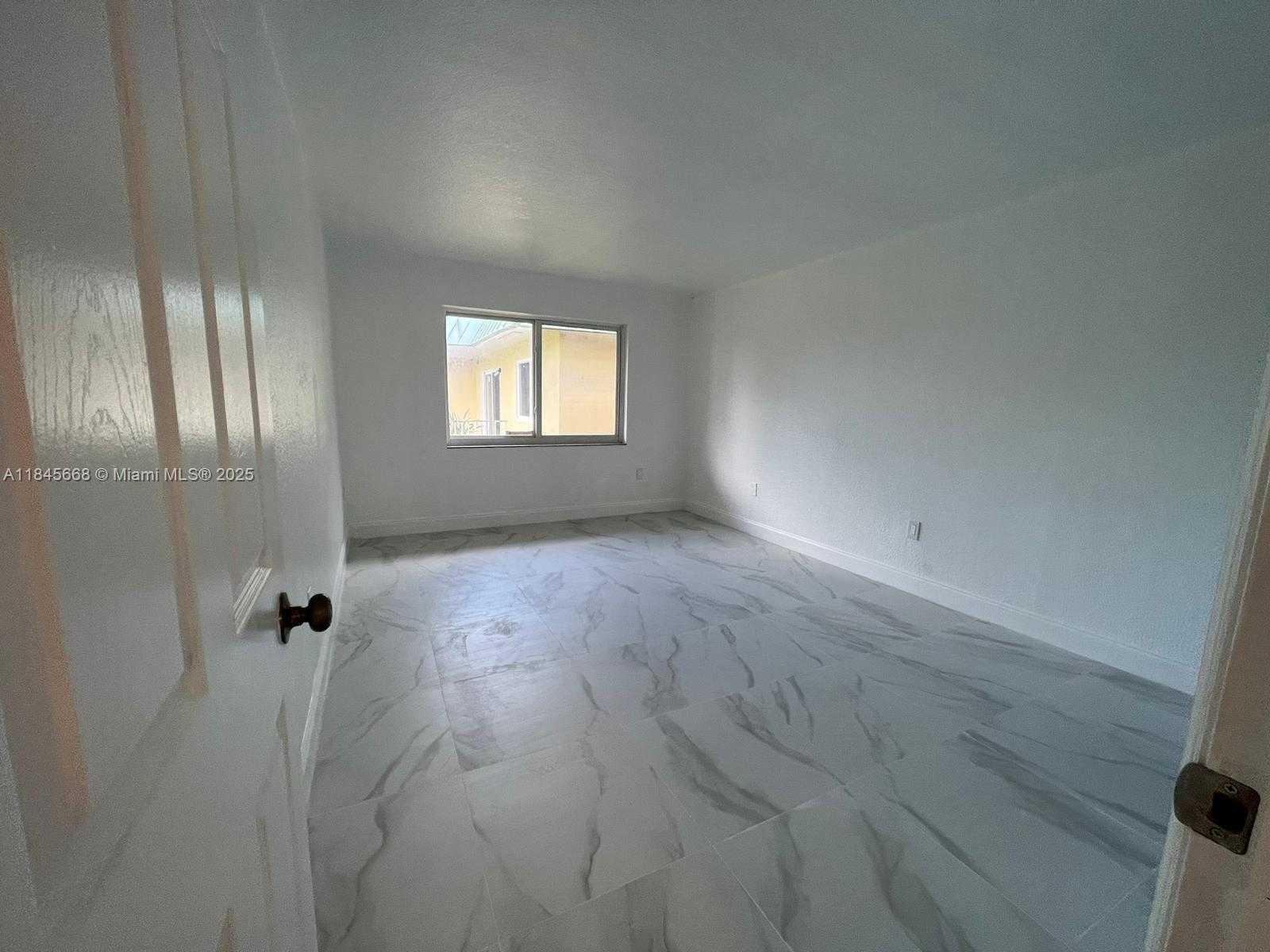 Small Image of 505 NORTH WEST 177TH ST #243, Miami Gardens Number 2