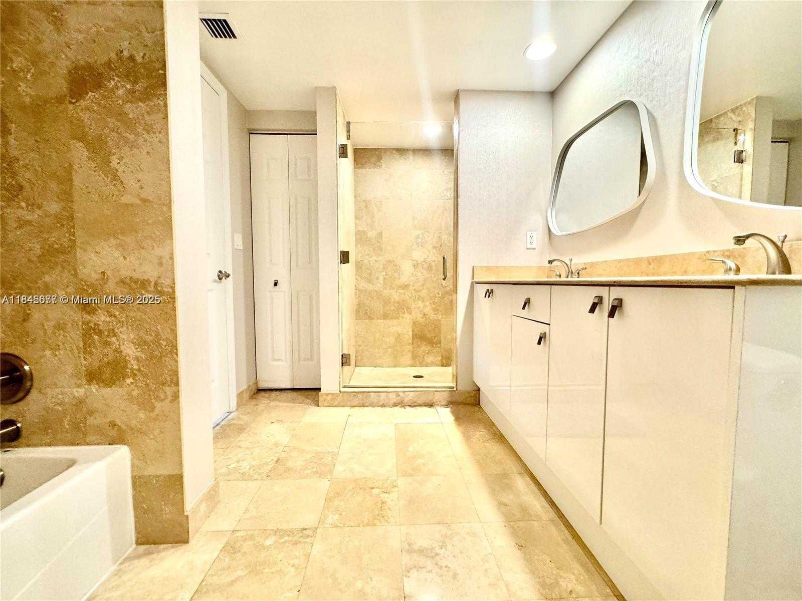 Small Image of 1745 EAST HALLANDALE BEACH BLVD #501W, Hallandale Beach Number 16