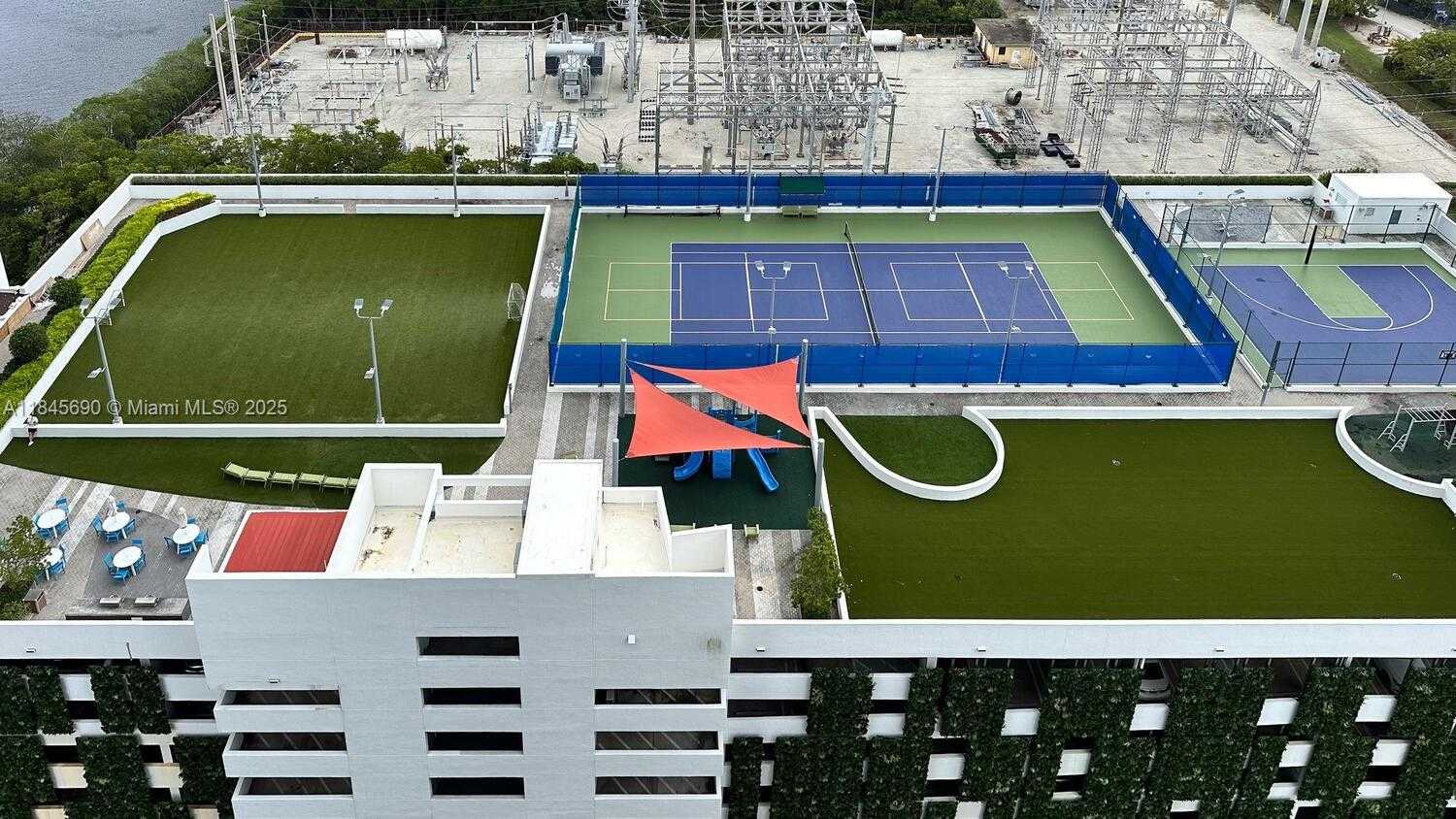 Small Image of 16385 BISCAYNE BLVD #2904, North Miami Beach Number 32