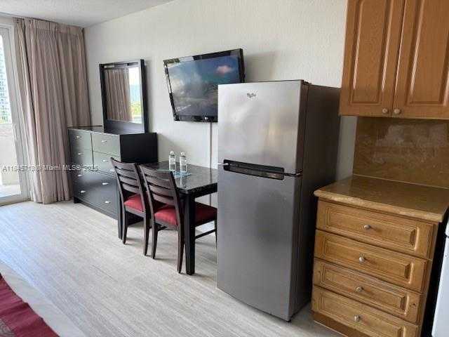 Small Image of 19201 COLLING AVENUE #534, Sunny Isles Beach Number 18