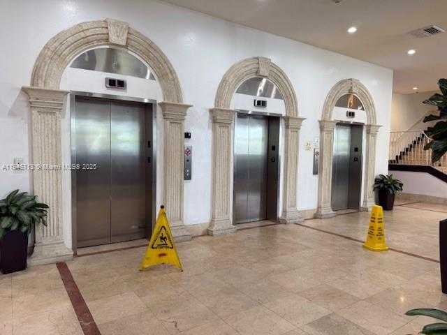 Small Image of 19201 COLLING AVENUE #534, Sunny Isles Beach Number 28