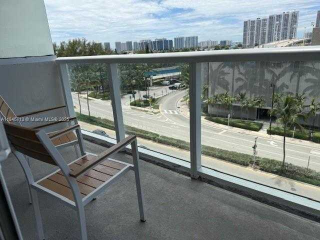 Small Image of 19201 COLLING AVENUE #534, Sunny Isles Beach Number 3