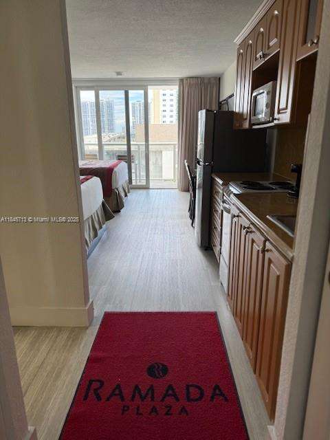 Small Image of 19201 COLLING AVENUE #534, Sunny Isles Beach Number 6